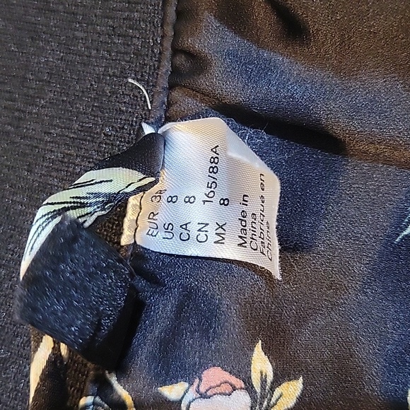 H&M Divided Black Floral Satin Bomber Zip Up Track Jacket Size 8 - Picture 4 of 6